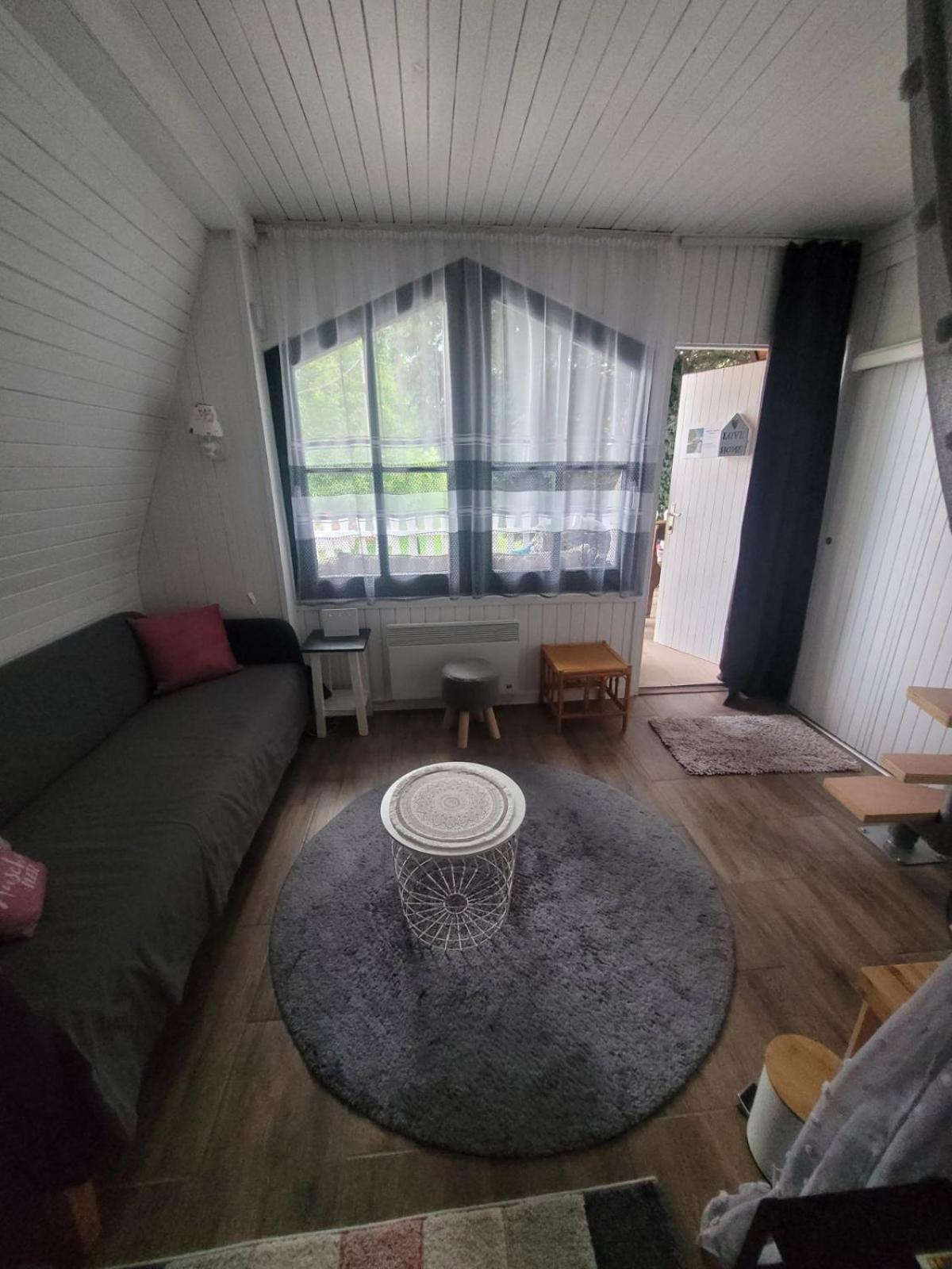 Aprolak Chalet